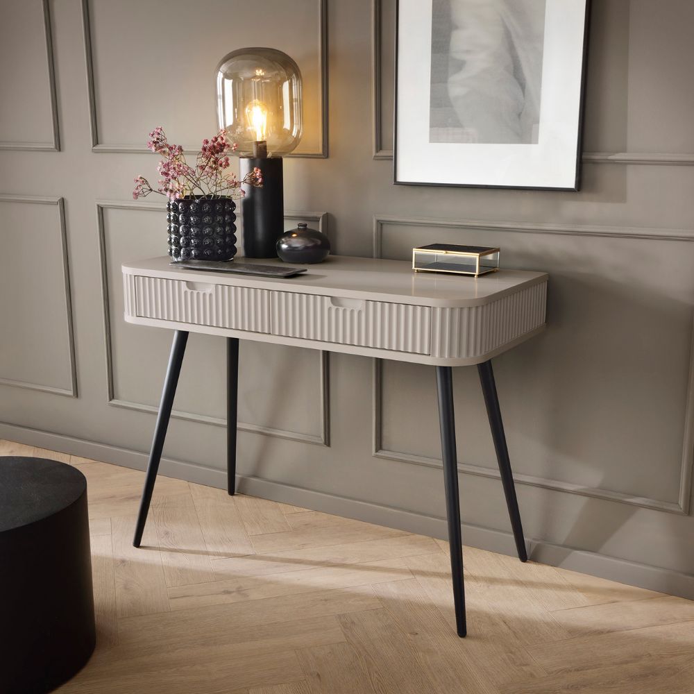Dressing table - ZOVA T103